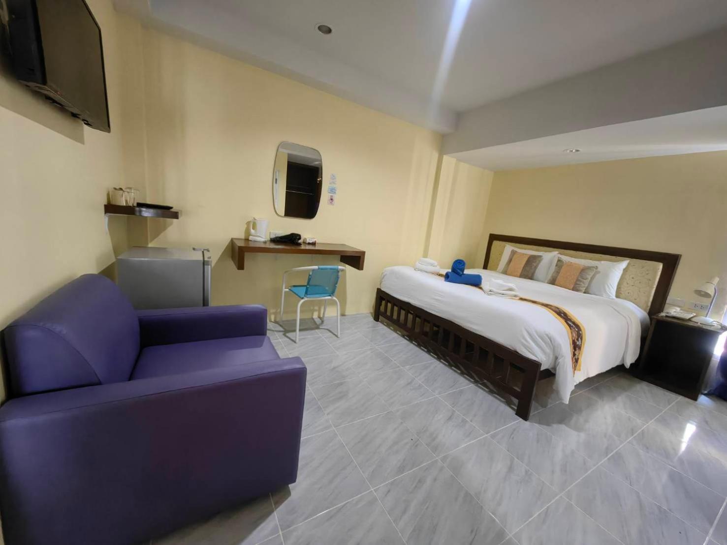 Chom By The Sea Hotel Ao Nam Mao Ngoại thất bức ảnh