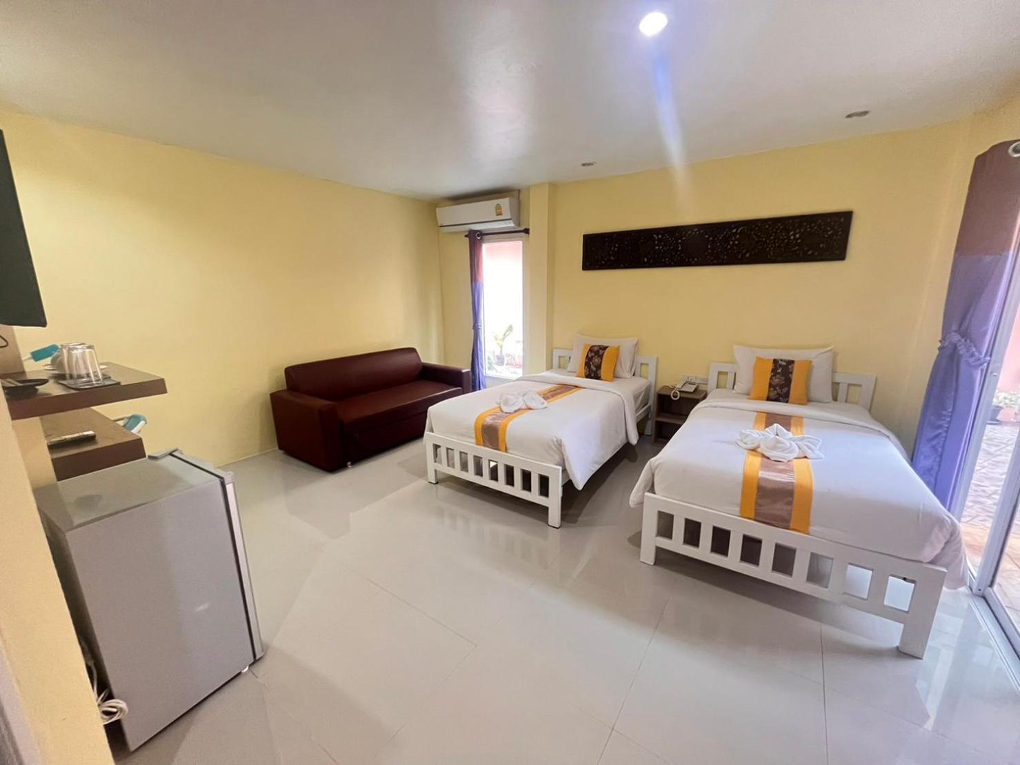 Chom By The Sea Hotel Ao Nam Mao Ngoại thất bức ảnh